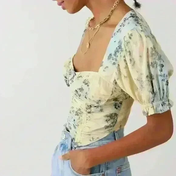 Urban Outfitters UO Kyra Ruched Blouse - Picture 2 of 5